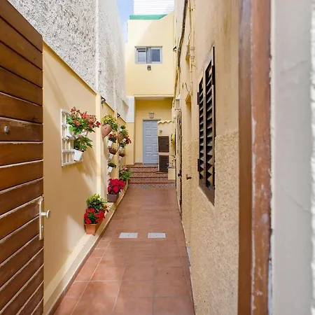 Sales Estudio Moya (Gran Canaria)